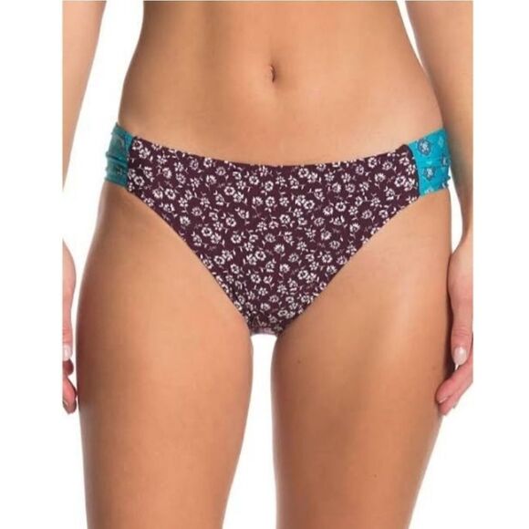 NWT LAUNDRY BY SHELLI SEGAL Sz M Floral Blue/Purple Bikini Bottoms - Picture 1 of 8